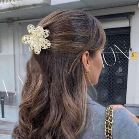 latafashions Luxury Crystall Flower Design Hair claw clip golden colorr Pack of 1